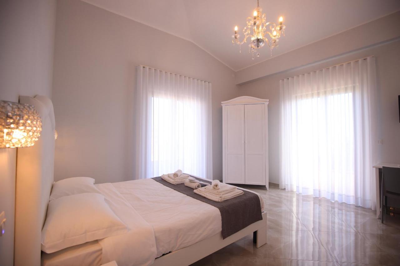 B&B Royal Sellia Marina Esterno foto