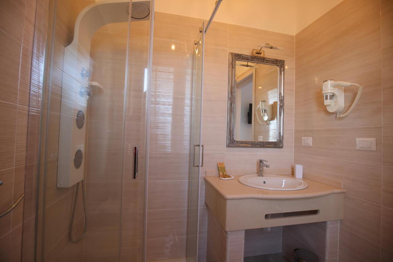 B&B Royal Sellia Marina Esterno foto