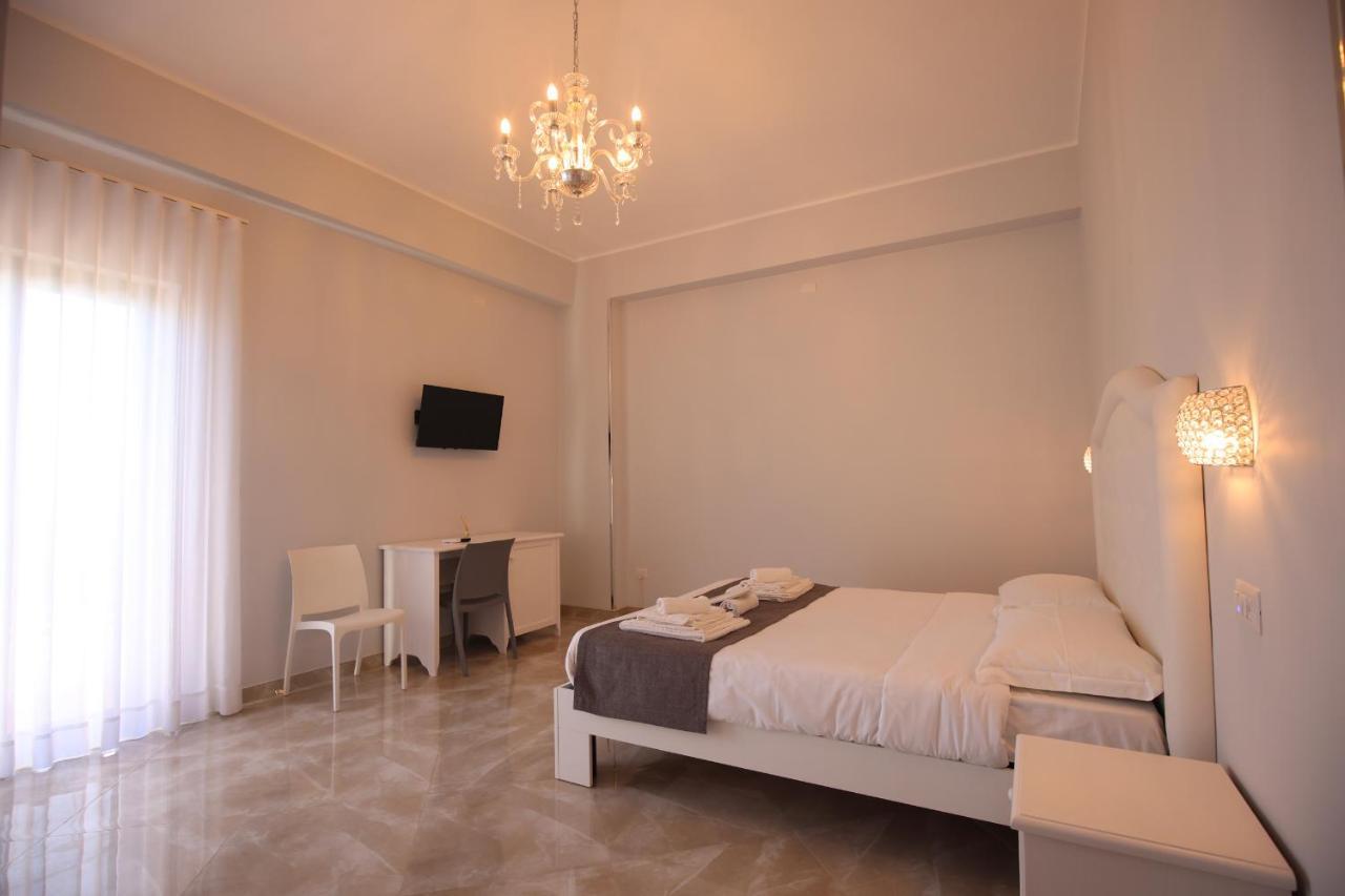 B&B Royal Sellia Marina Esterno foto