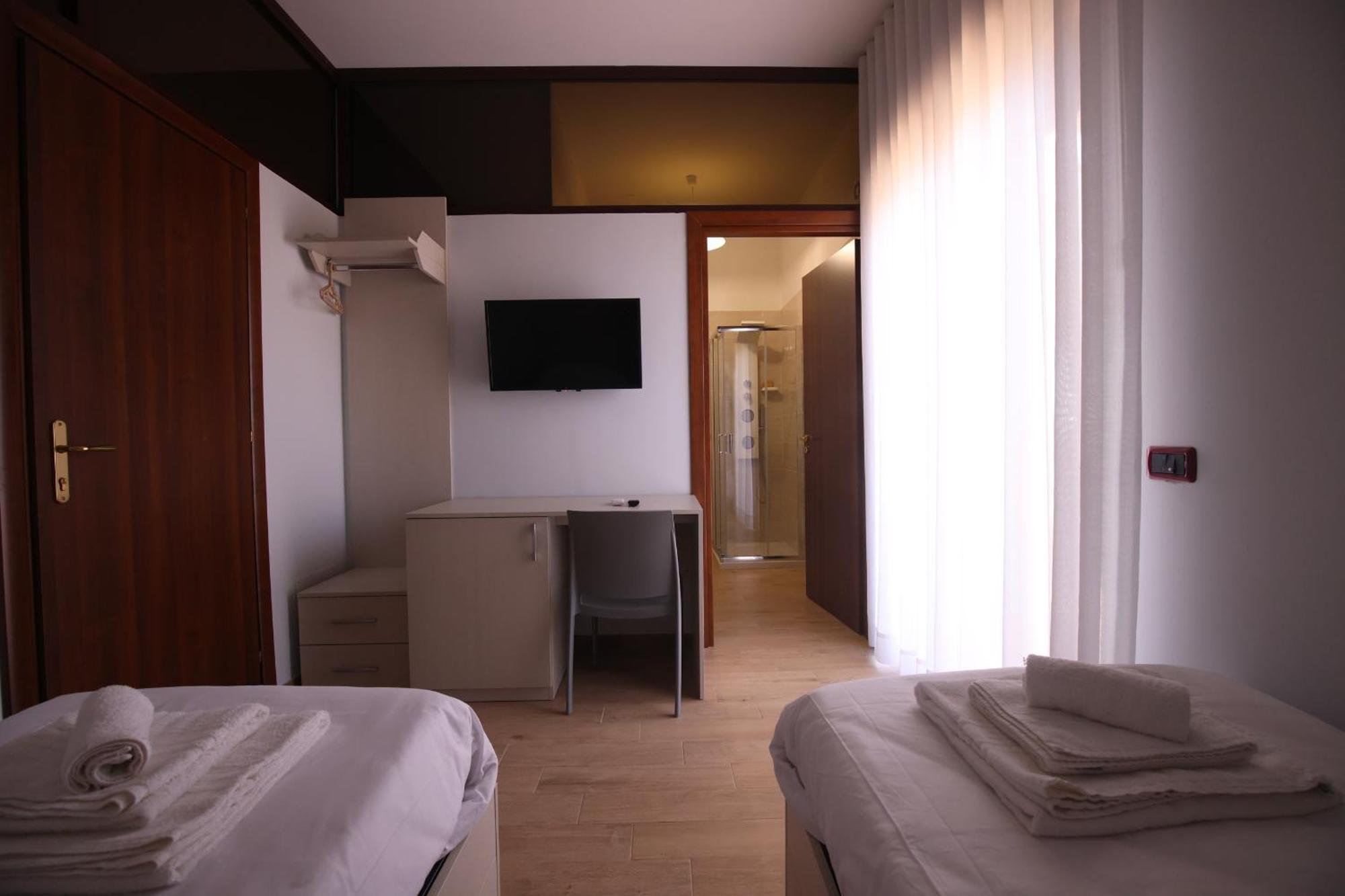 B&B Royal Sellia Marina Esterno foto