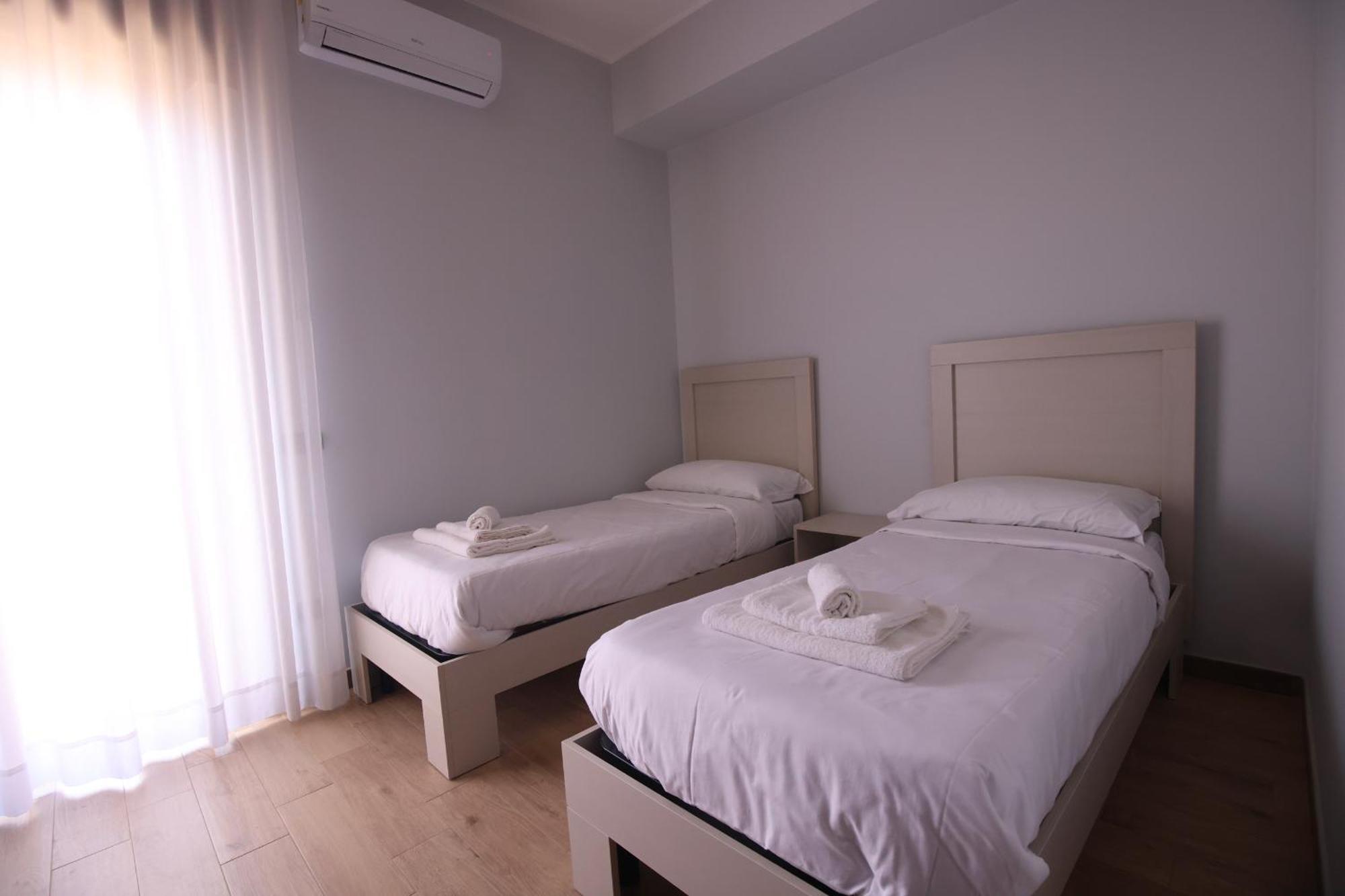 B&B Royal Sellia Marina Esterno foto